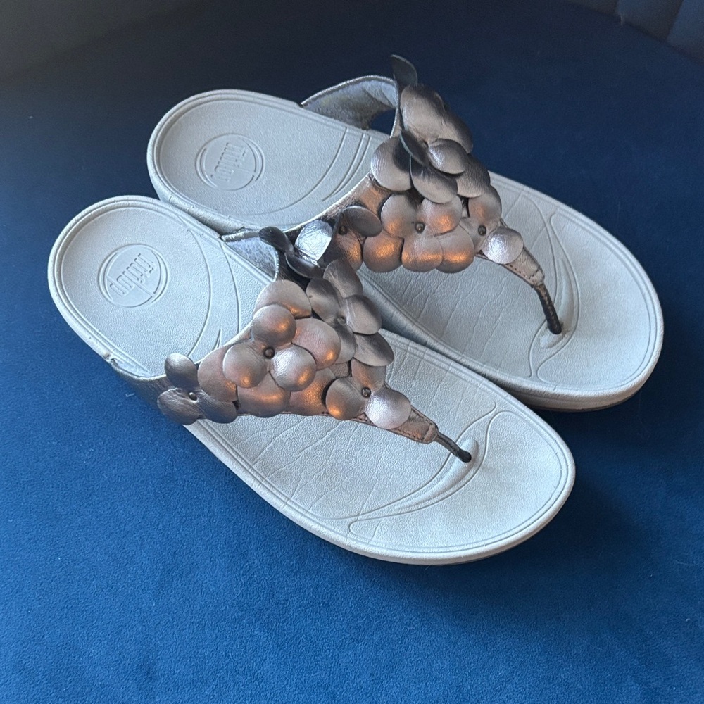 Fitflop Pewter Flower Sandals